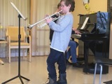 Trompetelev spiller på BOAS- konsert