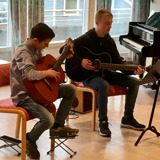 Gitarelever spiller på BOAS-konsert